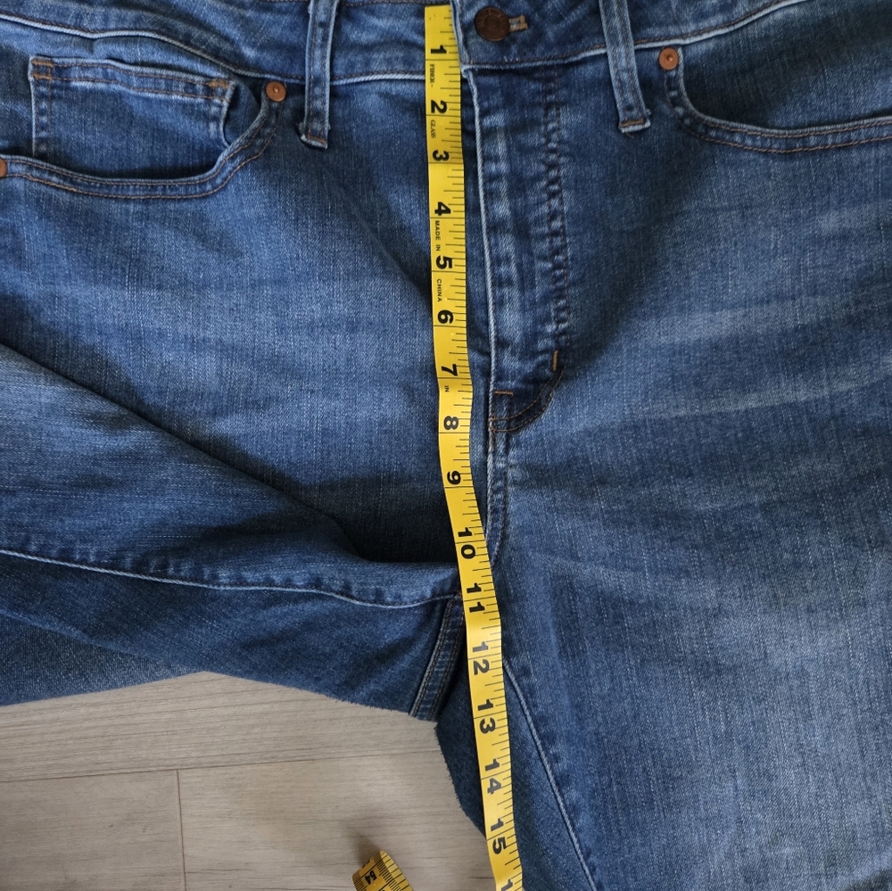 Madewell 9" Mid-Rise Skinny Jeans - Picture 9 of 10